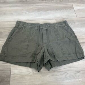 Gap Khaki Green Elastic Waist Drawstring Front Pockets Pull On Shorts Size Large